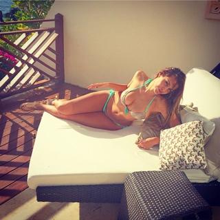 Milett Figueroa feet photo 2