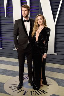 Miley Cyrus feet photo thumbnail