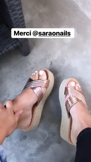 Milla Jasmine feet photo thumbnail