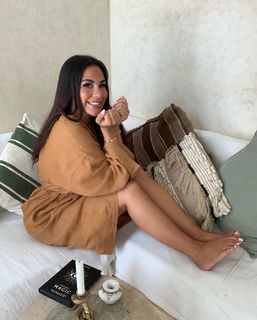 Milla Jasmine feet photo thumbnail