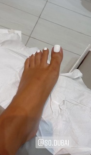 Milla Jasmine feet photo thumbnail
