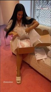 Milla Jasmine feet photo thumbnail