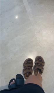 Milla Jasmine feet photo thumbnail
