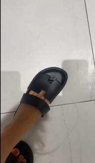 Milla Jasmine feet photo thumbnail