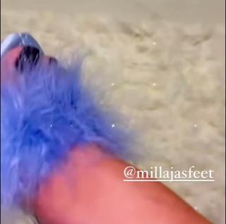 Milla Jasmine feet photo thumbnail