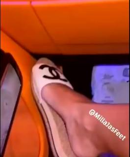 Milla Jasmine feet photo thumbnail
