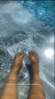 Milla Jasmine feet photo thumbnail