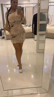 Milla Jasmine feet photo thumbnail