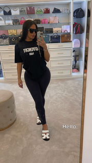 Milla Jasmine feet photo thumbnail