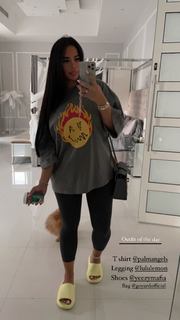 Milla Jasmine feet photo thumbnail
