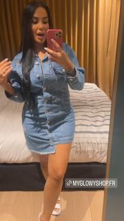 Milla Jasmine feet photo thumbnail