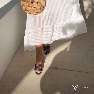 Milla Jasmine feet photo thumbnail