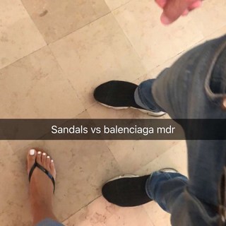 Milla Jasmine feet photo thumbnail