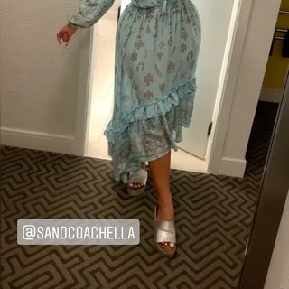 Milla Jasmine feet photo thumbnail