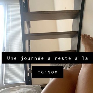 Milla Jasmine feet photo thumbnail