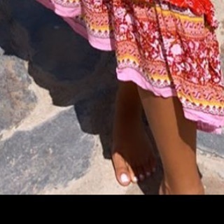 Milla Jasmine feet photo thumbnail