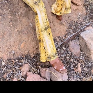 Milla Jasmine feet photo thumbnail