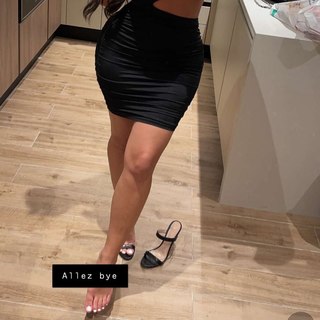 Milla Jasmine feet photo thumbnail