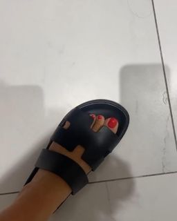 Milla Jasmine feet photo thumbnail