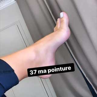 Milla Jasmine feet photo thumbnail