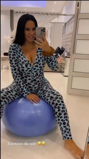 Milla Jasmine feet photo thumbnail