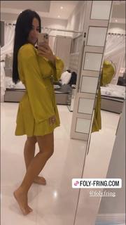 Milla Jasmine feet photo thumbnail
