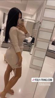 Milla Jasmine feet photo thumbnail