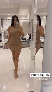 Milla Jasmine feet photo thumbnail