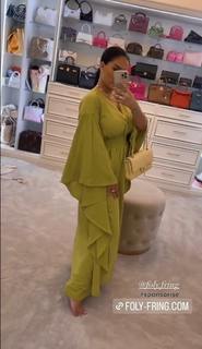 Milla Jasmine feet photo thumbnail