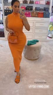 Milla Jasmine feet photo thumbnail