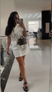 Milla Jasmine feet photo thumbnail