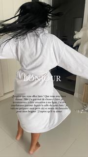 Milla Jasmine feet photo thumbnail