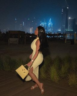 Milla Jasmine feet photo thumbnail