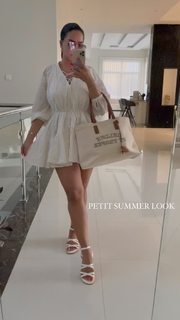 Milla Jasmine feet photo thumbnail