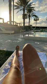 Milla Jasmine feet photo thumbnail