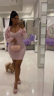 Milla Jasmine feet photo thumbnail