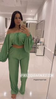 Milla Jasmine feet photo thumbnail