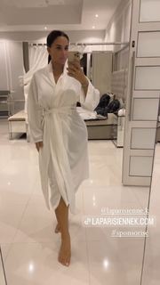 Milla Jasmine feet photo thumbnail