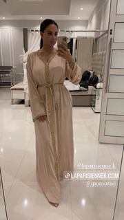 Milla Jasmine feet photo thumbnail