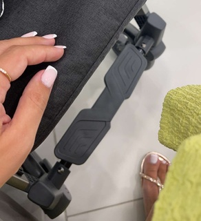 Milla Jasmine feet photo thumbnail