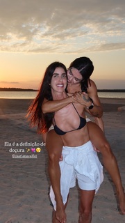 Milla Monteiro feet photo 5