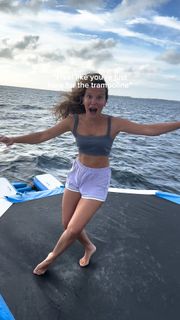 Millie Bobby Brown feet photo thumbnail