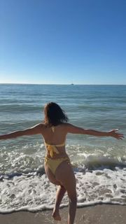 Millie Bobby Brown feet photo 19