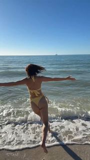 Millie Bobby Brown feet photo 18