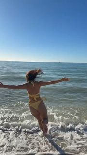 Millie Bobby Brown feet photo 17