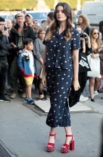 Millie Brady feet photo 1