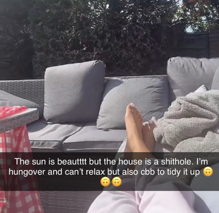 Millie Court feet photo 6