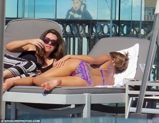 Millie Mackintosh feet photo thumbnail