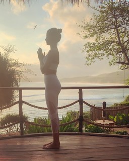 Millie Mackintosh feet photo thumbnail