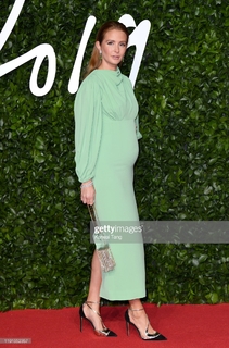Millie Mackintosh feet photo thumbnail